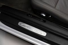 13-Porsche-911-Carrera-4S-16