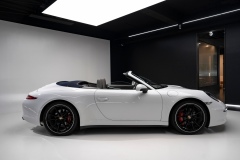 13-Porsche-911-Carrera-4S-17