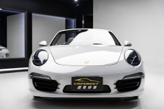 13-Porsche-911-Carrera-4S-19