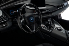16-BMW-I8-11