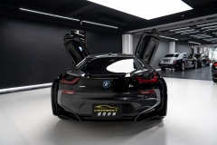 16-BMW-I8-12
