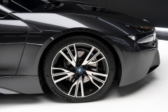 16-BMW-I8-4