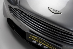 16-Aston-DB9-GT-Bond-Edition-銀-黑-12