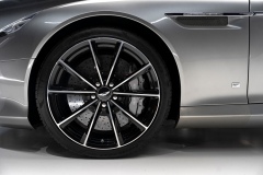 16-Aston-DB9-GT-Bond-Edition-銀-黑-9