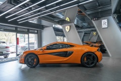 16-McLaren-570S_-10