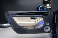 18-Bentley-GT-W12-藍-白_覓奢華LUXURYGOODS-3