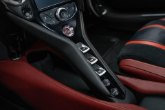 18-Mclaren-720S-coupe-銀黑-紅黑_覓奢華LUXURYGOODS-7