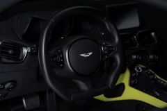 20-Aston-Martin-Vantage_-15