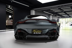 20-Aston-Martin-Vantage_-19