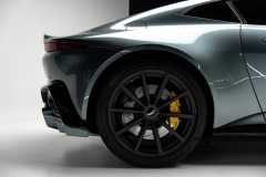 20-Aston-Martin-Vantage_-26