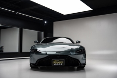 20-Aston-Martin-Vantage_-30