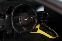 20-Aston-Martin-Vantage_-8