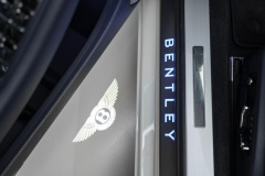 2020-Bentley-GTC-V8-白-深藍_覓奢華LUXURYGOODS-12