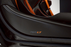 21-Mclaren-765LT-白-黑_覓奢華LUXURYGOODS-11