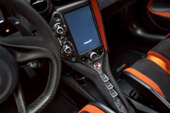 21-Mclaren-765LT-白-黑_覓奢華LUXURYGOODS-21