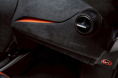 21-Mclaren-765LT-白-黑_覓奢華LUXURYGOODS-24