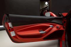 22-Ferrari-F8-spider-紅-紅_覓奢華LUXURYGOODS-10