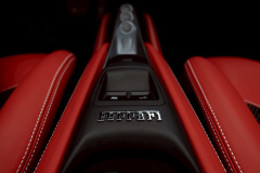 22-Ferrari-F8-spider-紅-紅_覓奢華LUXURYGOODS-13