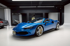 24-Ferrari-296GTS-藍_覓奢華LUXURYGOODS-21