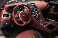 Aston-Martin-DB11_-10